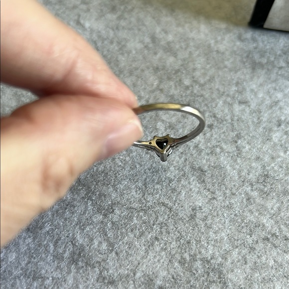 925 Sterling Silver Lab Created Onyx Heart Cubic Zerconia Ring - Picture 12 of 16